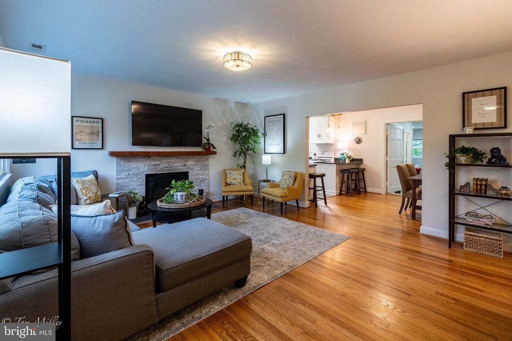 418 RANGE RD, Baltimore, MD 21204