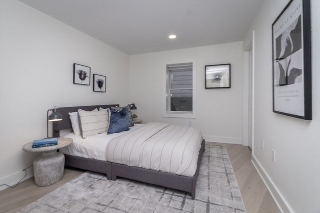 34 Salem 201, Medford, MA 02155