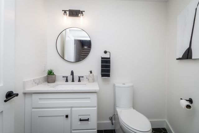 34 Salem 201, Medford, MA 02155