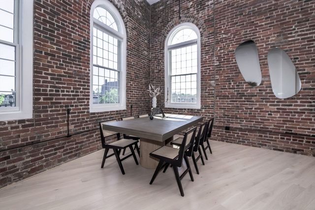 34 Salem 201, Medford, MA 02155