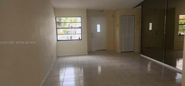 14313 SW 45th Ter 14313, Miami, FL 33175