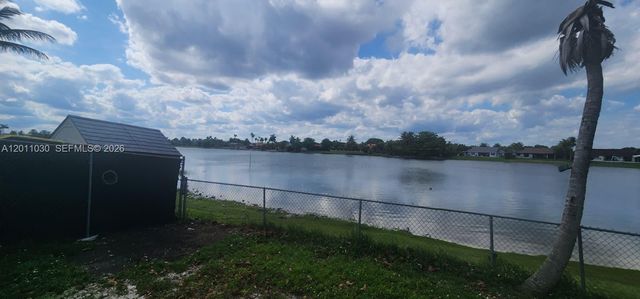 14313 SW 45th Ter 14313, Miami, FL 33175