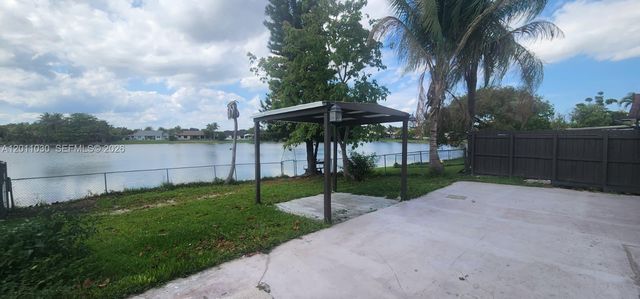 14313 SW 45th Ter 14313, Miami, FL 33175
