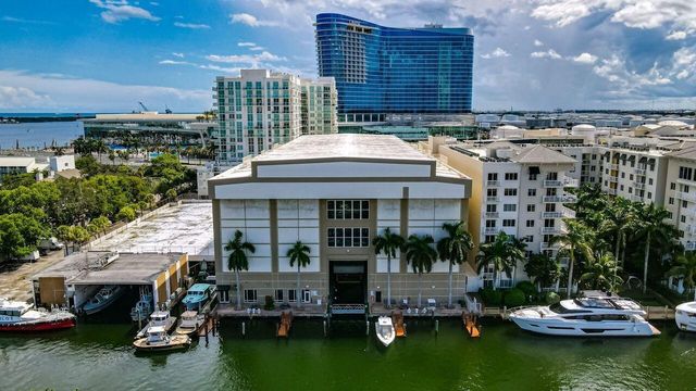 1801 SE 17 Street 80, Fort Lauderdale, FL 33316