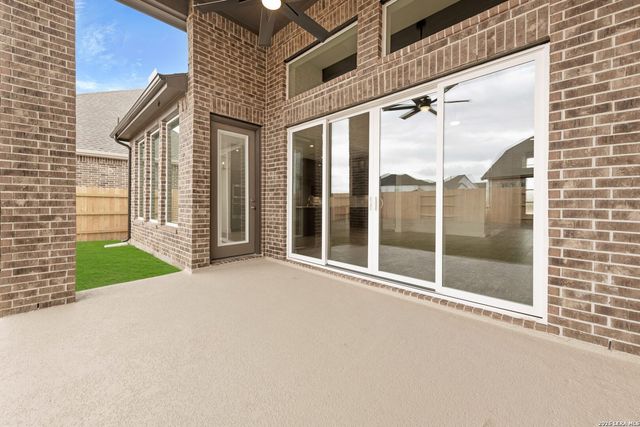 530 Canyon Live Oak, Seguin, TX 78155