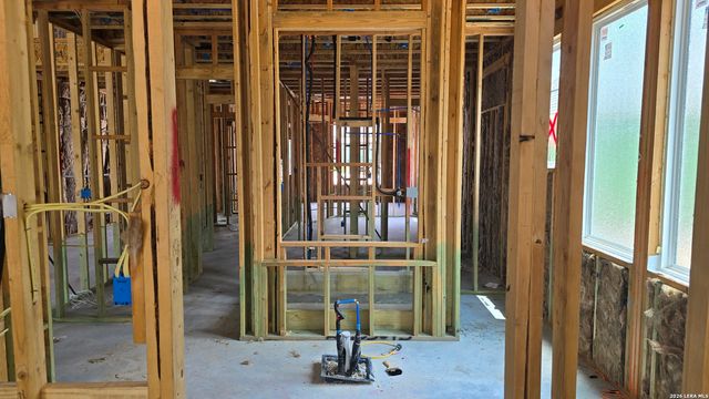 530 Canyon Live Oak, Seguin, TX 78155