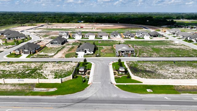 530 Canyon Live Oak, Seguin, TX 78155