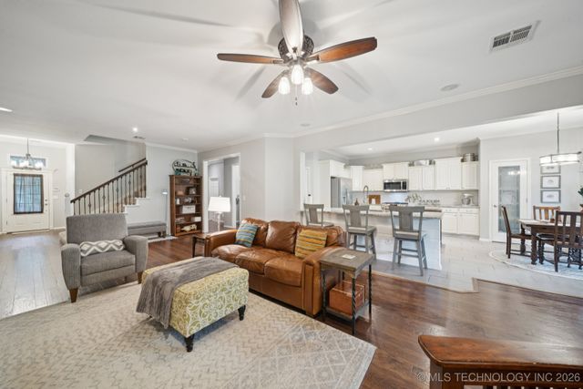 701 E 119th Street, Jenks, OK 74037