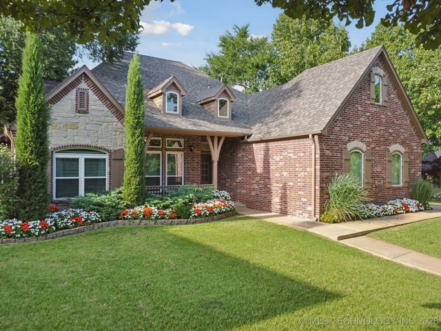 701 E 119th Street, Jenks, OK 74037