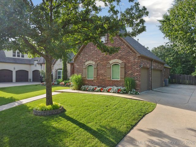 701 E 119th Street, Jenks, OK 74037