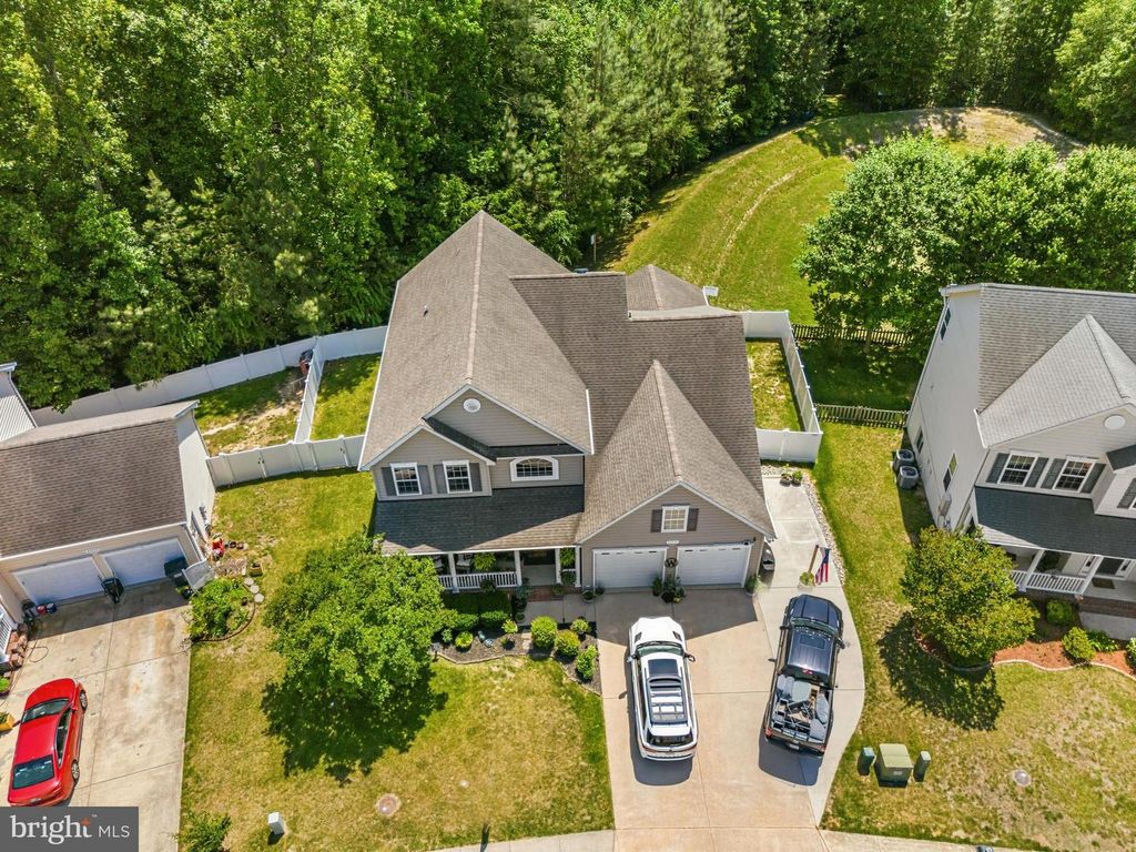 Image 16 of property listing at 43535 ABIS ST, Hollywood, MD 20636
