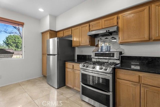 19335 ACKERMAN AVE, Newhall (santa Clarita), CA 91321