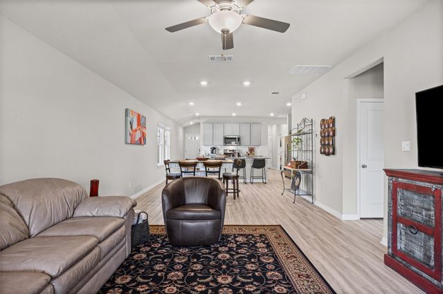 416 View DR, Georgetown, TX 78628