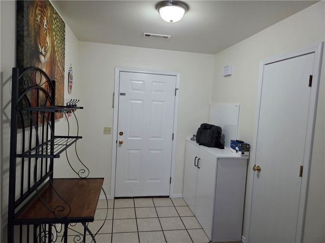 1041 Remington Drive, Springdale, AR 72764