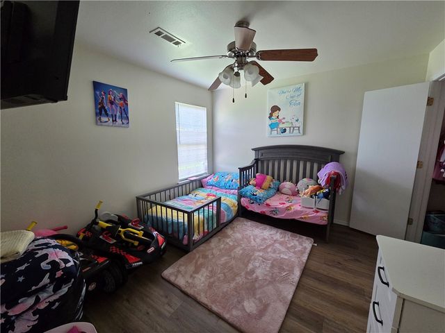 1041 Remington Drive, Springdale, AR 72764