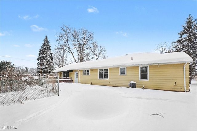 7530 S Boyden Road, Sagamore Hills, OH 44067