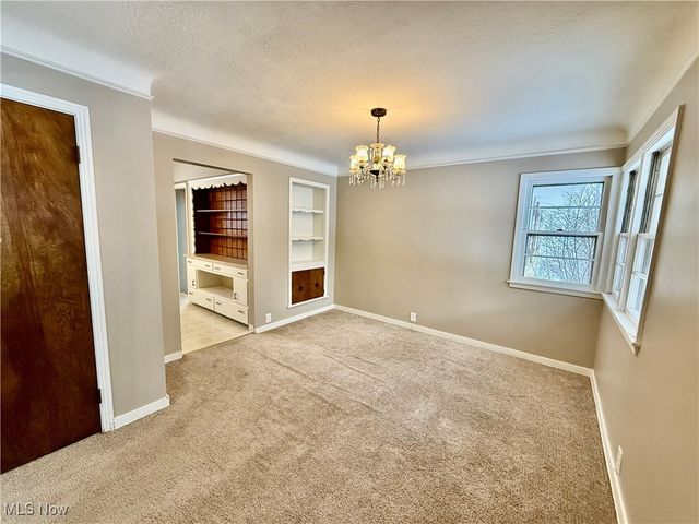 7530 S Boyden Road, Sagamore Hills, OH 44067