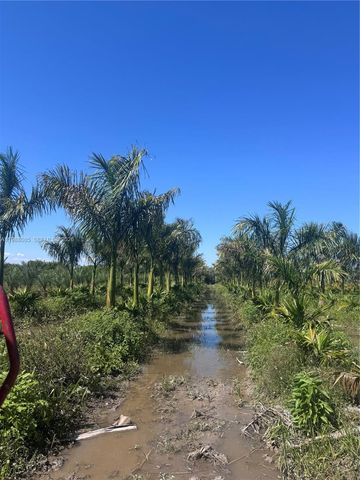 122 ave sw 330 st, Homestead, FL 33035