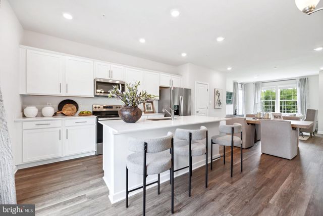 1562 BEANSTALK DR, Frederick, MD 21703
