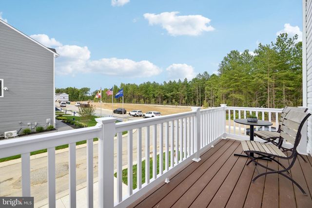 1562 BEANSTALK DR, Frederick, MD 21703