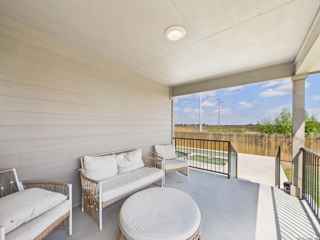 984 Amble Oak, Seguin, TX 78155