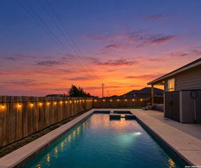 984 Amble Oak, Seguin, TX 78155