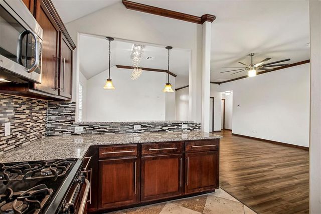 846 SW 14th Street, Moore, OK 73160