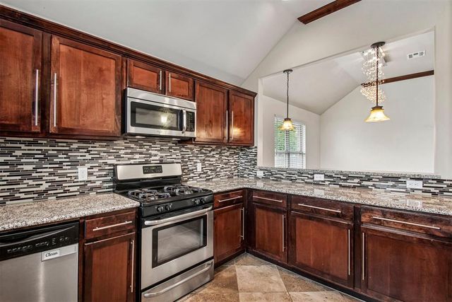 846 SW 14th Street, Moore, OK 73160