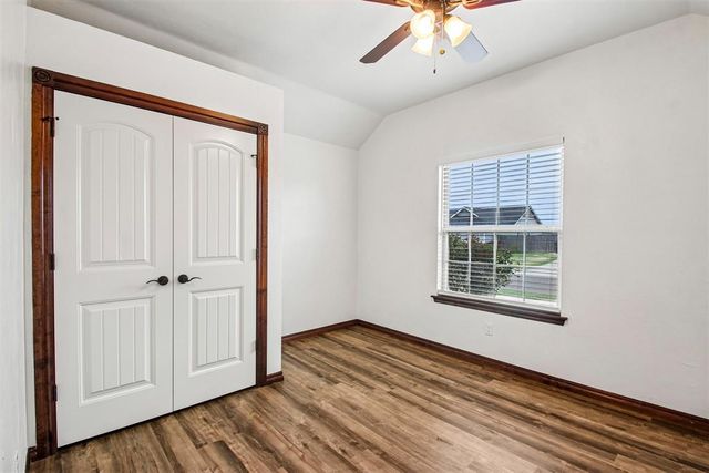 846 SW 14th Street, Moore, OK 73160