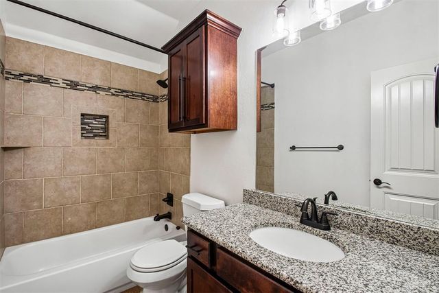 846 SW 14th Street, Moore, OK 73160