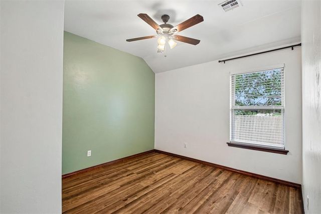 846 SW 14th Street, Moore, OK 73160