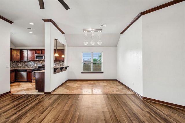 846 SW 14th Street, Moore, OK 73160