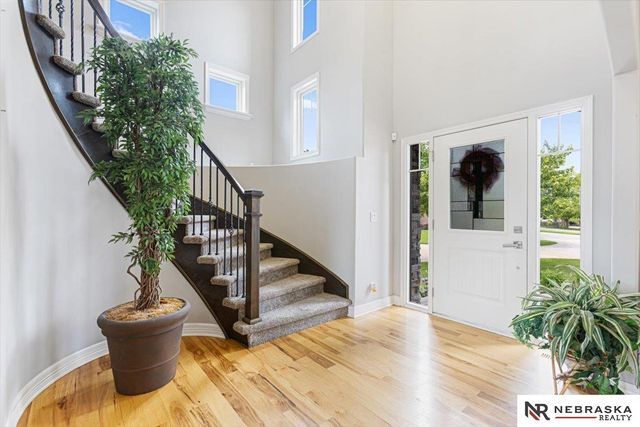 18402 Polk Street, Omaha, NE 68135