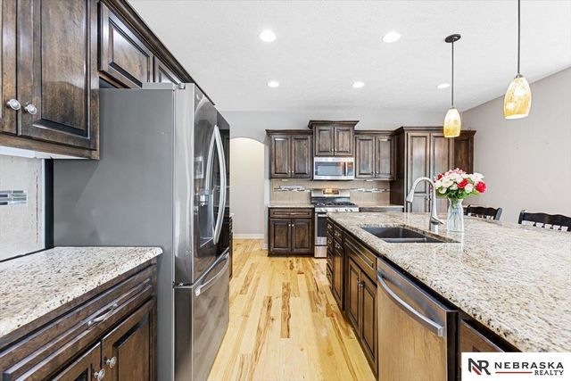 18402 Polk Street, Omaha, NE 68135