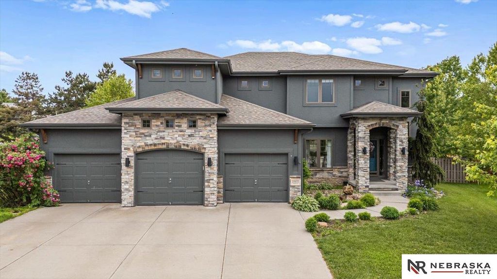 18402 Polk Street, Omaha, NE 68135