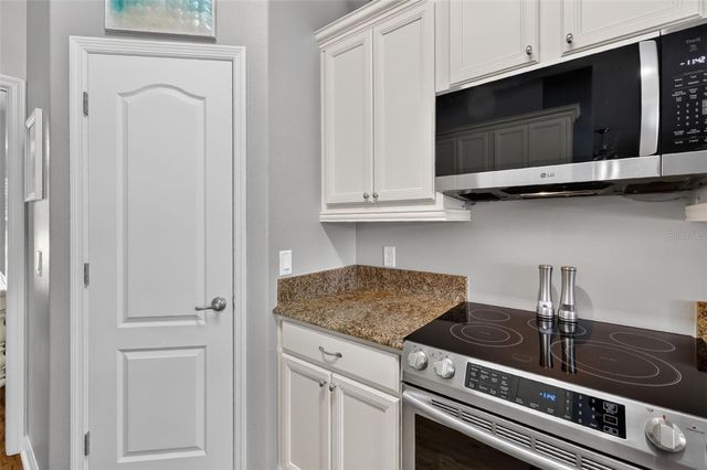 12037 EAGLE POINT CT, Leesburg, FL 34788