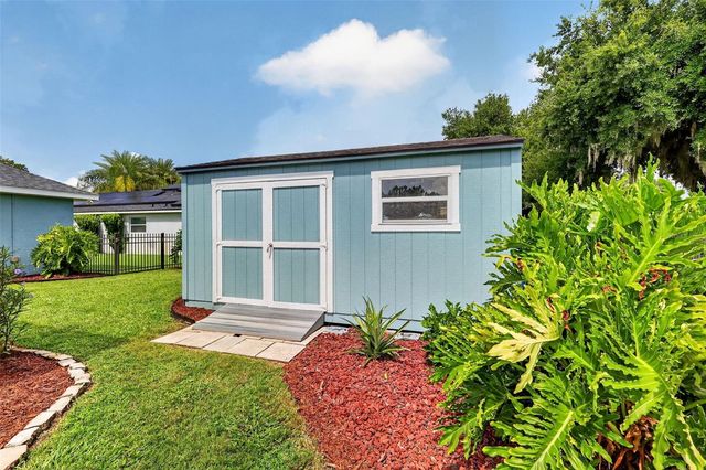 12037 EAGLE POINT CT, Leesburg, FL 34788