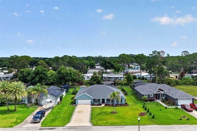 12037 EAGLE POINT CT, Leesburg, FL 34788