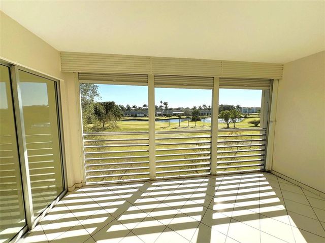 3303 Aruba Way E-4, Coconut Creek, FL 33066