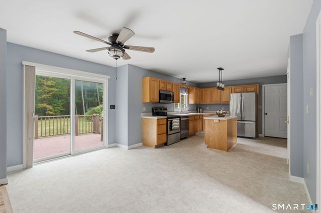 25 Carriage Drive, East Hampton, CT 06424
