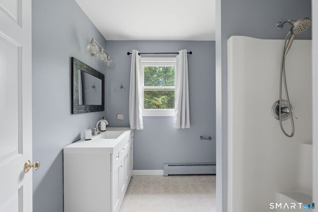 25 Carriage Drive, East Hampton, CT 06424