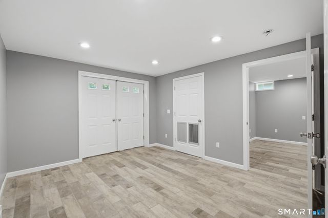 25 Carriage Drive, East Hampton, CT 06424