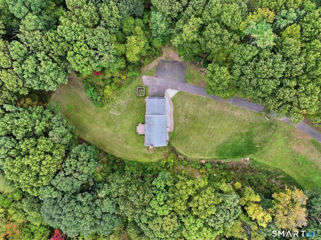 25 Carriage Drive, East Hampton, CT 06424