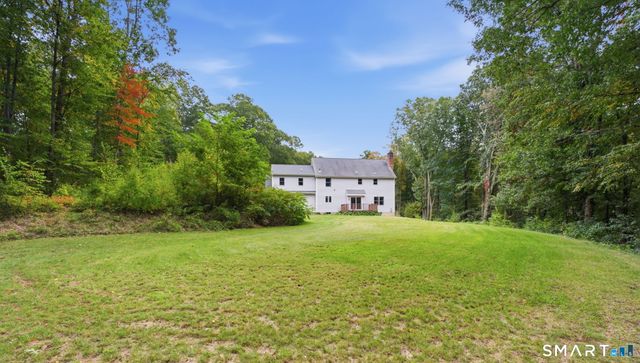25 Carriage Drive, East Hampton, CT 06424
