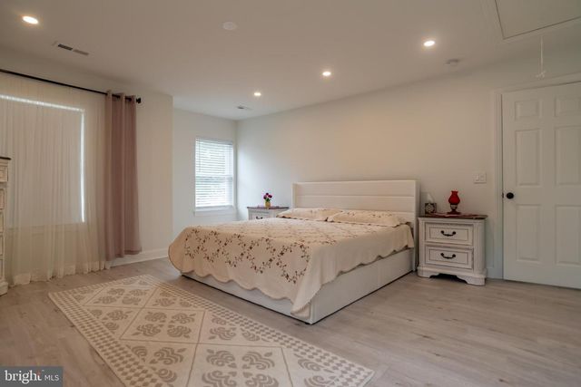 403 ALDEN AVE., Morrisville, PA 19067