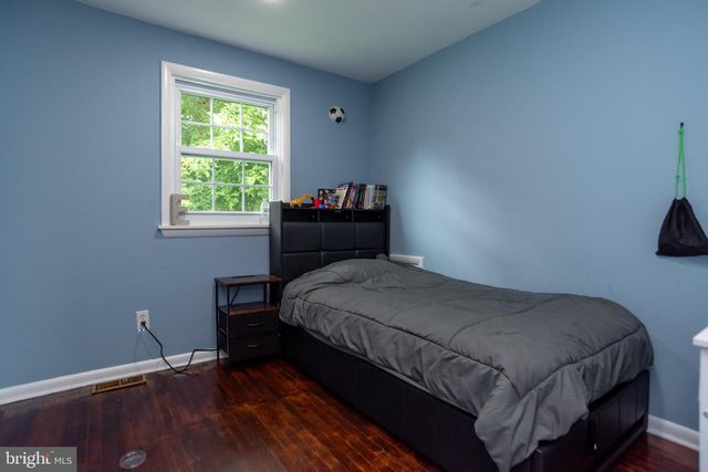 403 ALDEN AVE., Morrisville, PA 19067