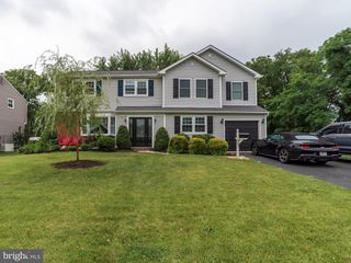 403 ALDEN AVE., Morrisville, PA 19067