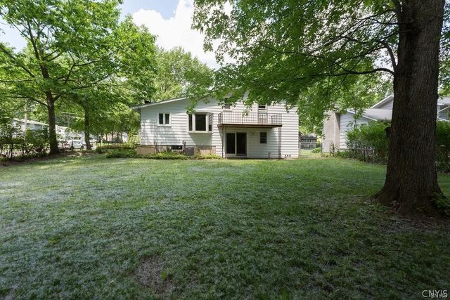 321 Wells Avenue West, Clay, NY 13212