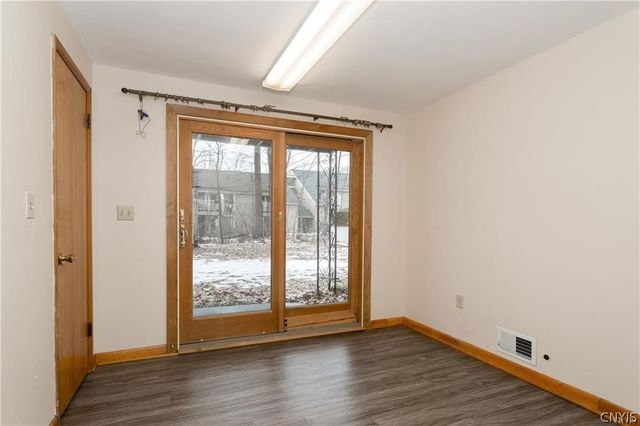 321 Wells Avenue West, Clay, NY 13212