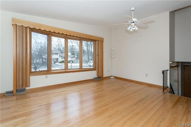 321 Wells Avenue West, Clay, NY 13212